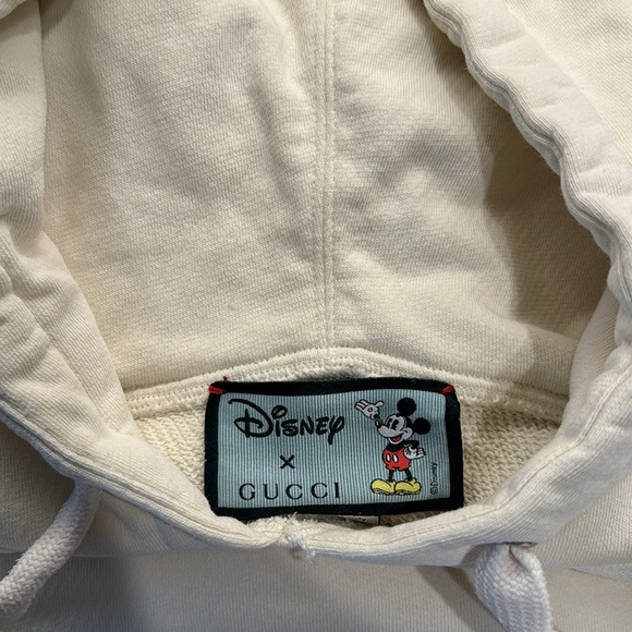 Beautiful authentic Gucci x Disney colaboration hoodie in off white terry - Picture 2 of 10